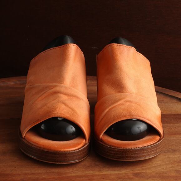 Miz Mooz Sandals WMS SZ EU 37 US 6.5-7 Brown Orange Maybelle Leather Mule Shoes - Picture 3 of 15